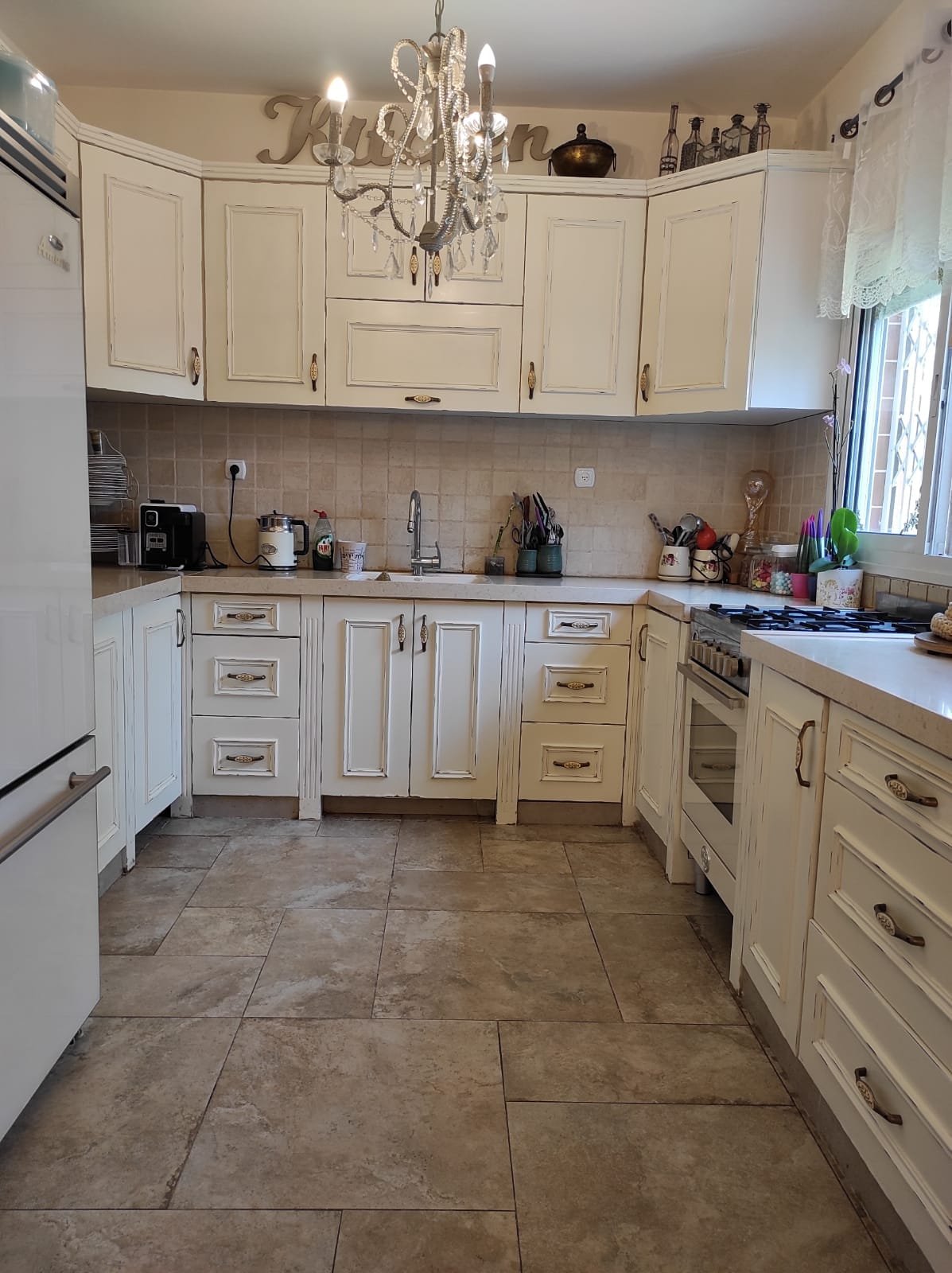 92b9e61b-bef5-455d-a22c-24ce60b83dbc